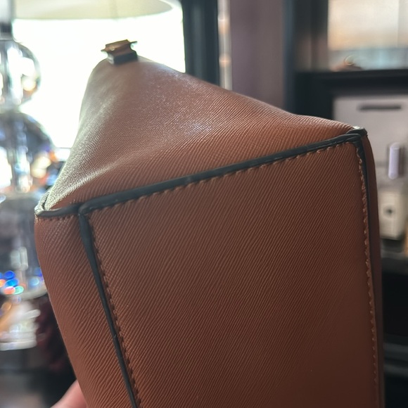 Camel Leather Matching Purse and Wallet - Picture 3 of 5